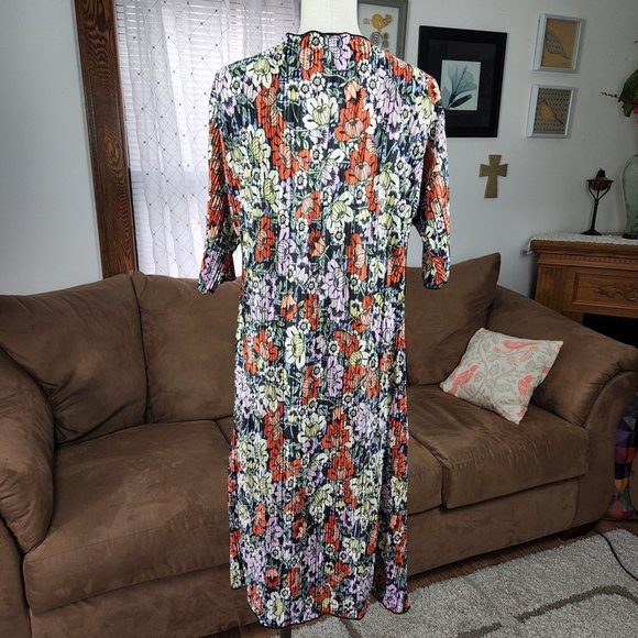 LuLaRoe Floral Kimono Duster - Picture 2 of 7